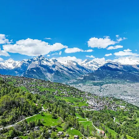 Hauts De A F3 By Interhome