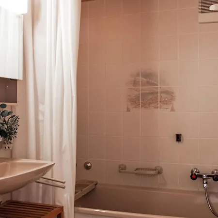 Hauts De A F3 By Interhome Appartement