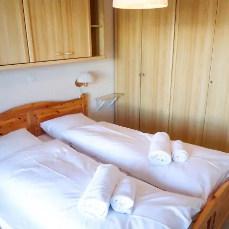 Lägenhet Hauts De A F3 By Interhome